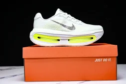 Nike Air Zoom Vomero Premium HQ2050-371