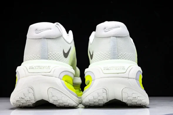 Nike Air Zoom Vomero Premium HQ2050-371 