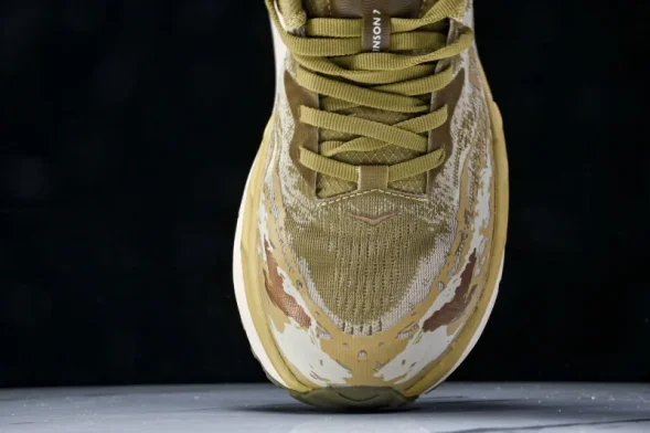 Hoka Stinson 7 141530 WHF 
