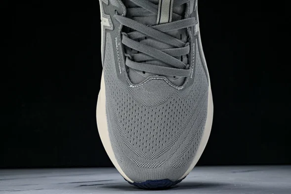 Asics Novablast 5 1011B974-031 