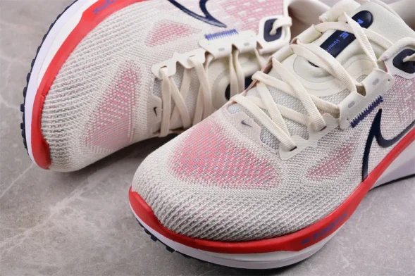 Nike Air Zoom Vomero 17 FB1309-003 