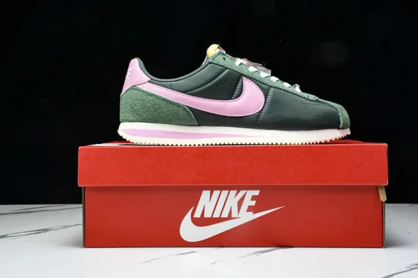 Nike Cortez Classic HF9994-300 