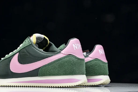 Nike Cortez Classic HF9994-300 
