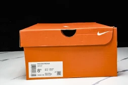 Nike Air Zoom Vomero Premium FN8453 025