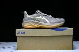 Asics Novablast 5 1012B815-020