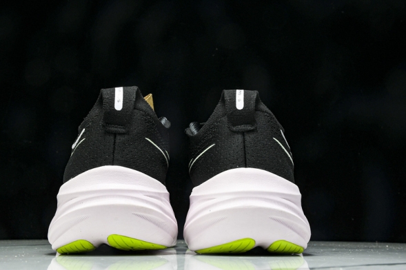 Asics Gel-Nimbus 26 1012B601-004 