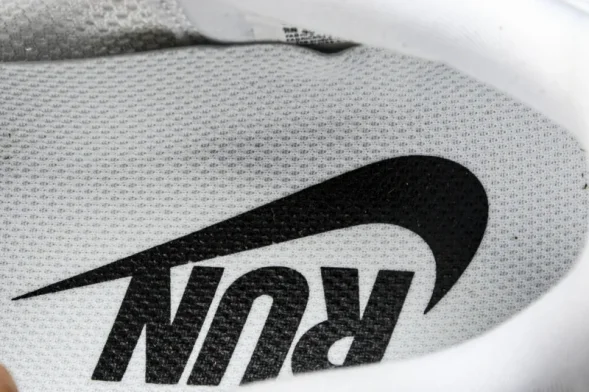 Nike Air Zoom Vomero Premium HQ2050-631 