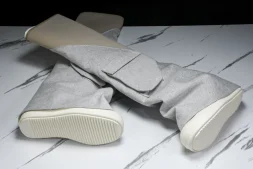 Rick Owens Cargo Fetish DS01C6808 MU Milk