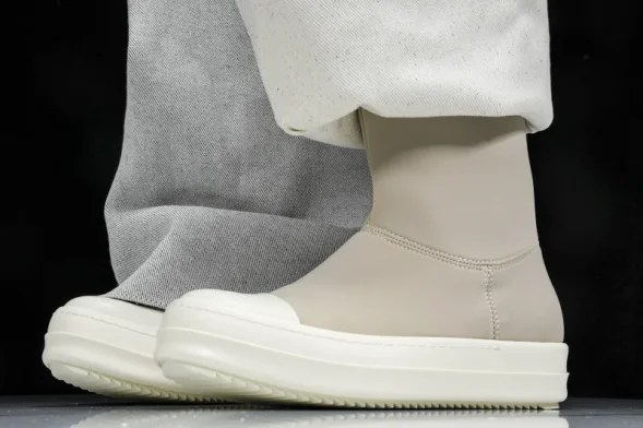 Rick Owens Cargo Fetish DS01C6808 MU Milk 