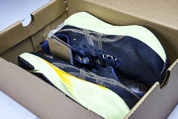 Asics Novablast 5 1011B974-402 