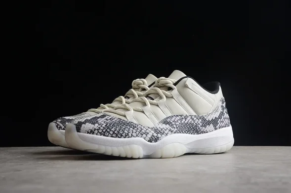Nike Air Jordan 11 Retro Low Pure Violet CD6846-002 