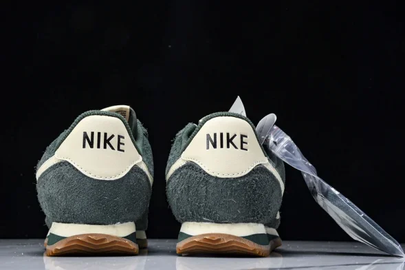 Nike Cortez Classic FJ2530-301 