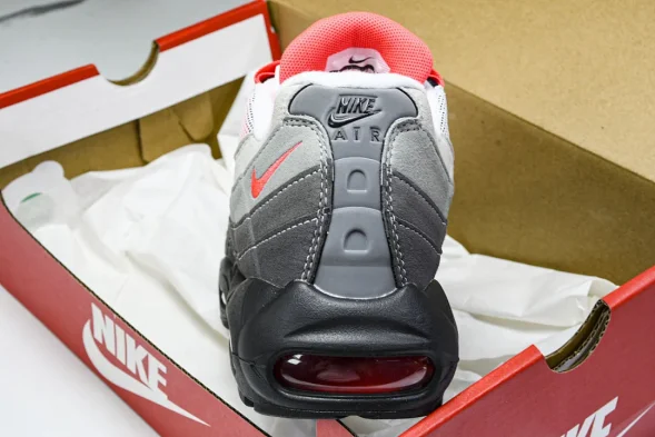 Nike Air Max 95 AT2865 100 