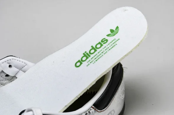 PandaPrank x Adidas Samba OG DIY IG1024 