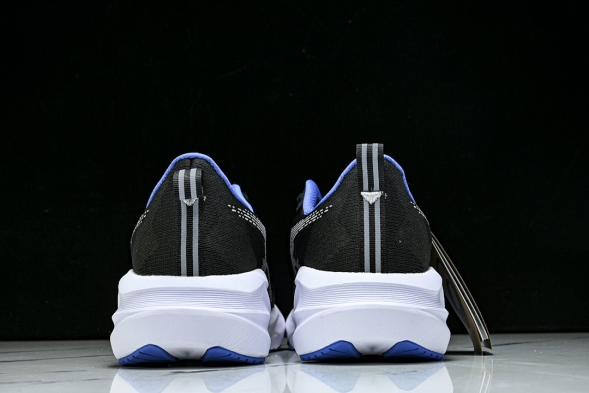 Asics Novablast 5 1011B974-001 