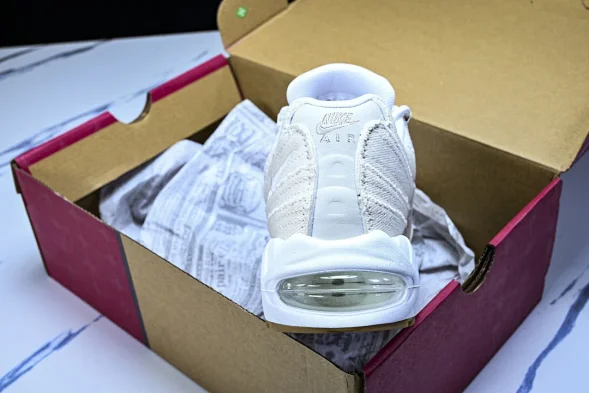 Nike Air Max 95 HM4743 100 