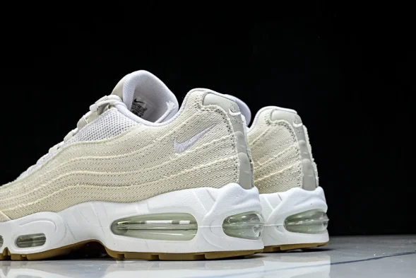 Nike Air Max 95 HM4743 100 