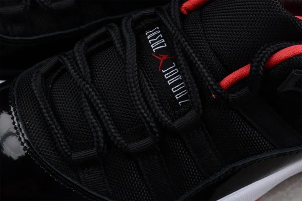 Nike Air Jordan 11 Low Bred 528896-012 