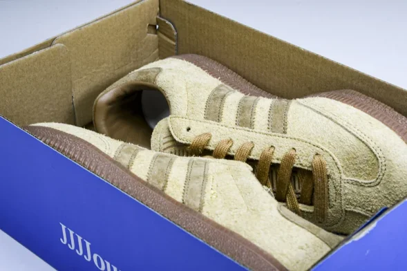JJJound x Adidas Samba OG ID8709 