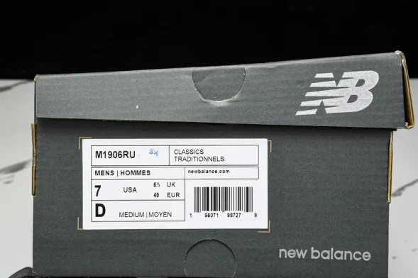 New Balance 1906 M1906RU 