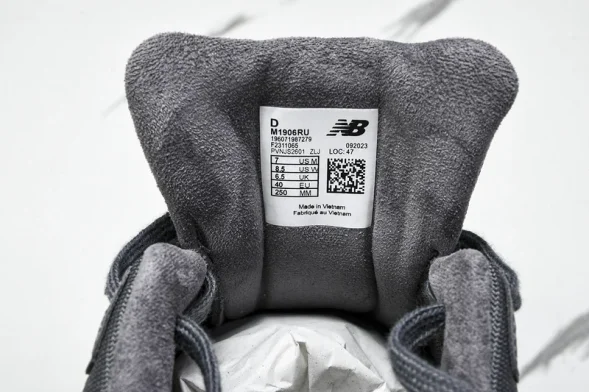New Balance 1906 M1906RU 