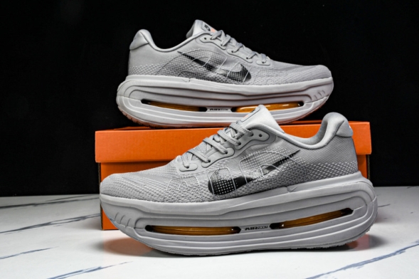 Nike Air Zoom Vomero Premium HQ2050 755 