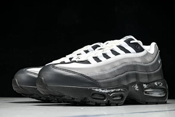 Nike Air Max 95 II7404-100 