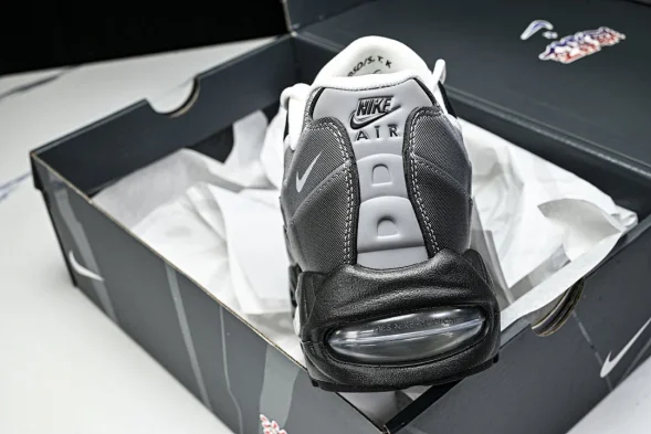 Nike Air Max 95 II7404-100 