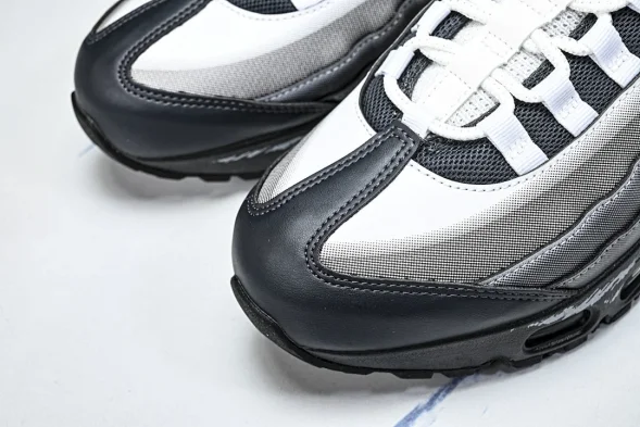 Nike Air Max 95 II7404-100 