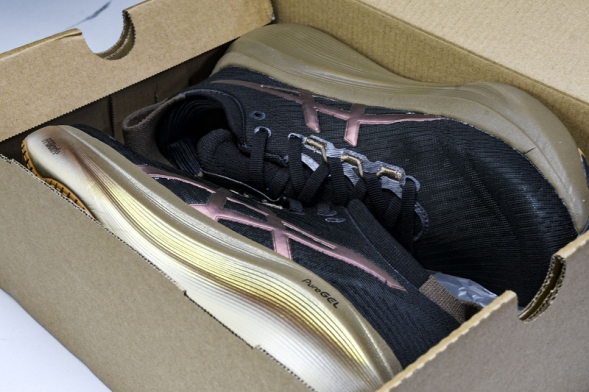 Asics Gel-Nimbus 27 1011C095-001 