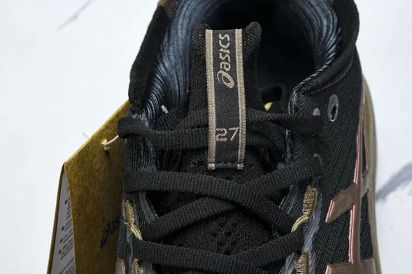 Asics Gel-Nimbus 27 1011C095-001 