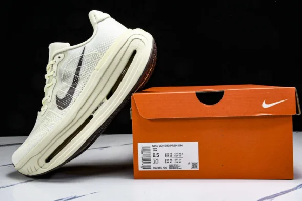 Nike Air Zoom Vomero Premium HQ2050-700 