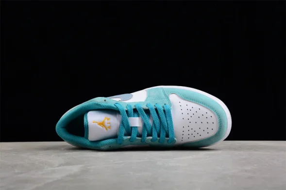 Nike Air Jordan 1 low New Emerald DN3705-301 