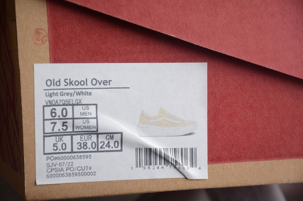 Vans Old Skool Overt CC VN0A7Q5ELGX 