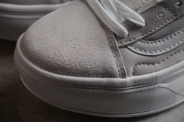 Vans Old Skool Overt CC VN0A7Q5ELGX 