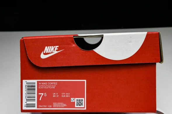 Nike Cortez Classic DN1791-105 