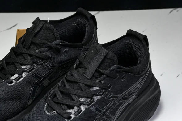 Asics Gel-Nimbus 27 1012B753 