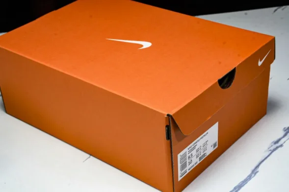 Nike Air Zoom Vomero Premium HQ2050-300 