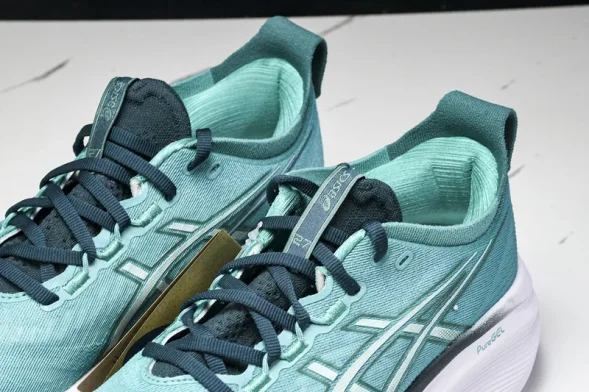 Asics Gel-Nimbus 27 1011B958-301 