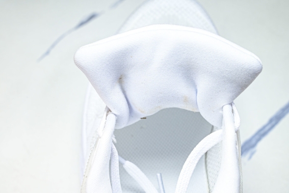 Nike Air Zoom Vomero Premium HQ2050-533 