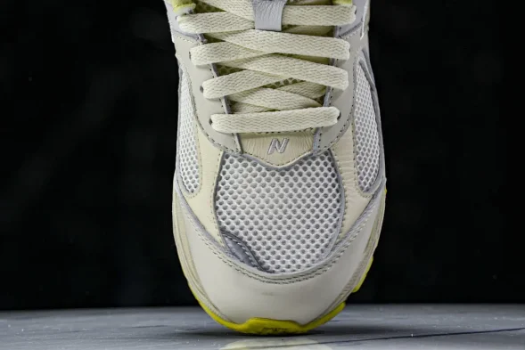 New Balance 2002R I2002RA1 