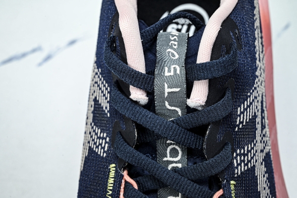 Asics Novablast 5 1012B765-400 