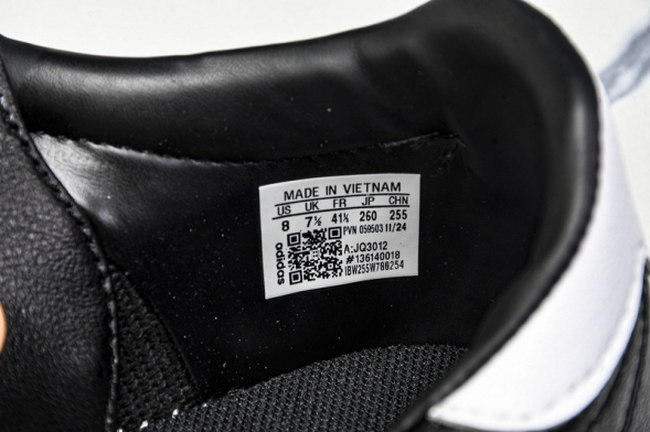 KITH x adidas Taekwondo Mei JQ3012 