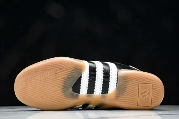 KITH x adidas Taekwondo Mei JQ3012 