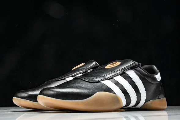 KITH x adidas Taekwondo Mei JQ3012 