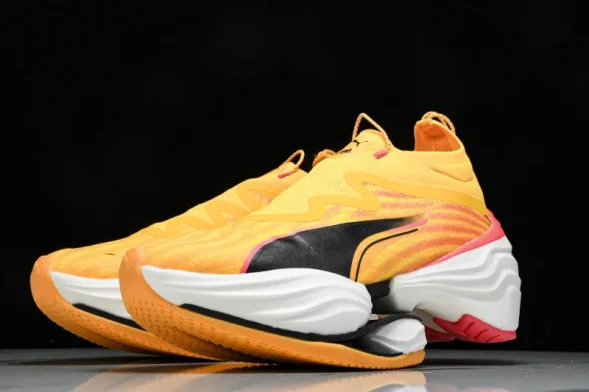 Puma FAST-R Nitro Elite 2 310621-01 