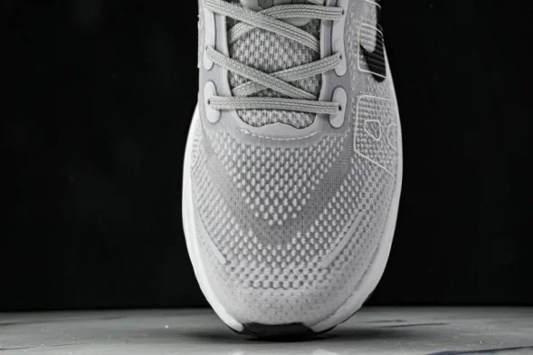 Nike Air Zoom Vomero Premium HM5973-603 