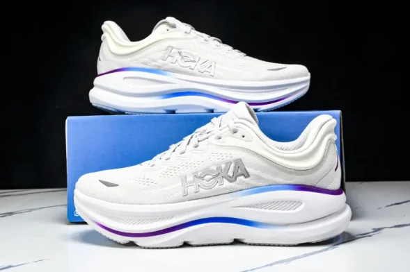 HOKA Bondi 9 1162012 VCH 