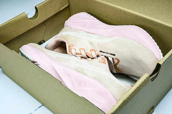 Asics Novablast 5 1012B765-700 