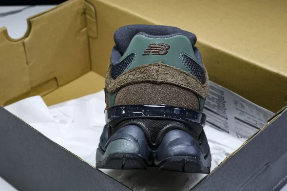New Balance 9060 U9060OUT 